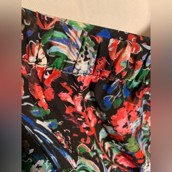 T Tahari Medium A Line Pull On Skirt Floral NWT - Picture 7 of 8